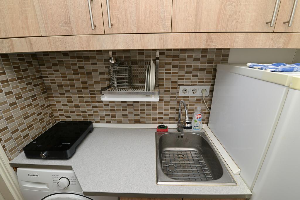 Centrum Apartman Pecs Bagian luar foto