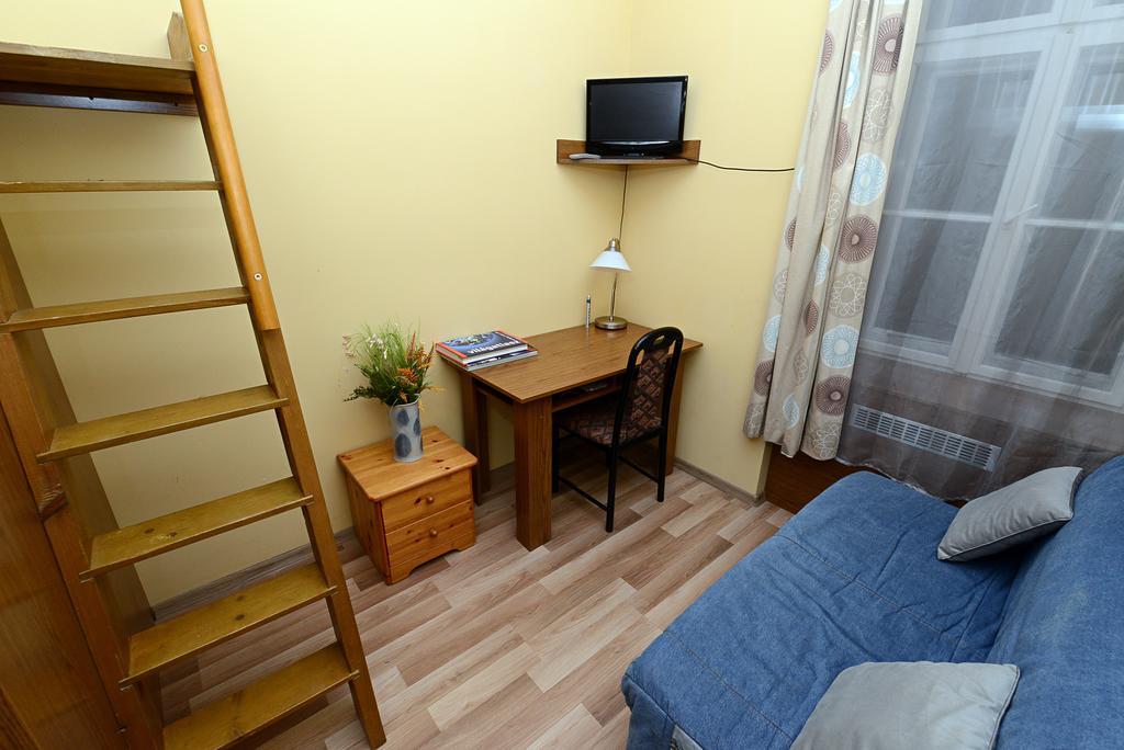 Centrum Apartman Pecs Bagian luar foto